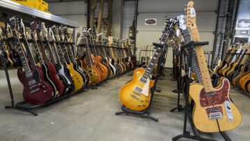 Musiker Flohmarkt Thomann Instrumente Gitarren Event